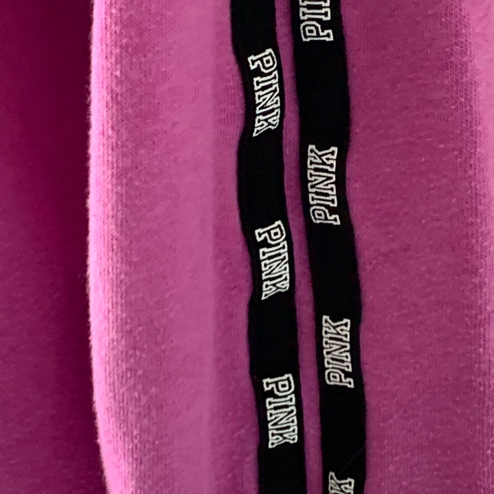 PINK Everyday Lounge Campus Pullover Hoodie in Hot Pink Size XS - Picture 4 of 6